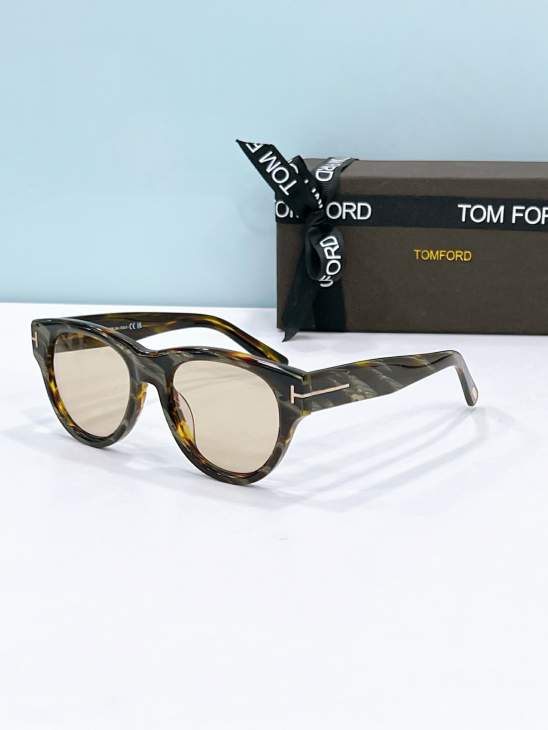 Picture of Tom Ford Sunglasses _SKUfw80537883fw